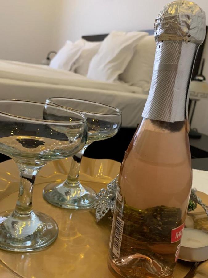 Chic City Rooms 锡吉什瓦拉 外观 照片