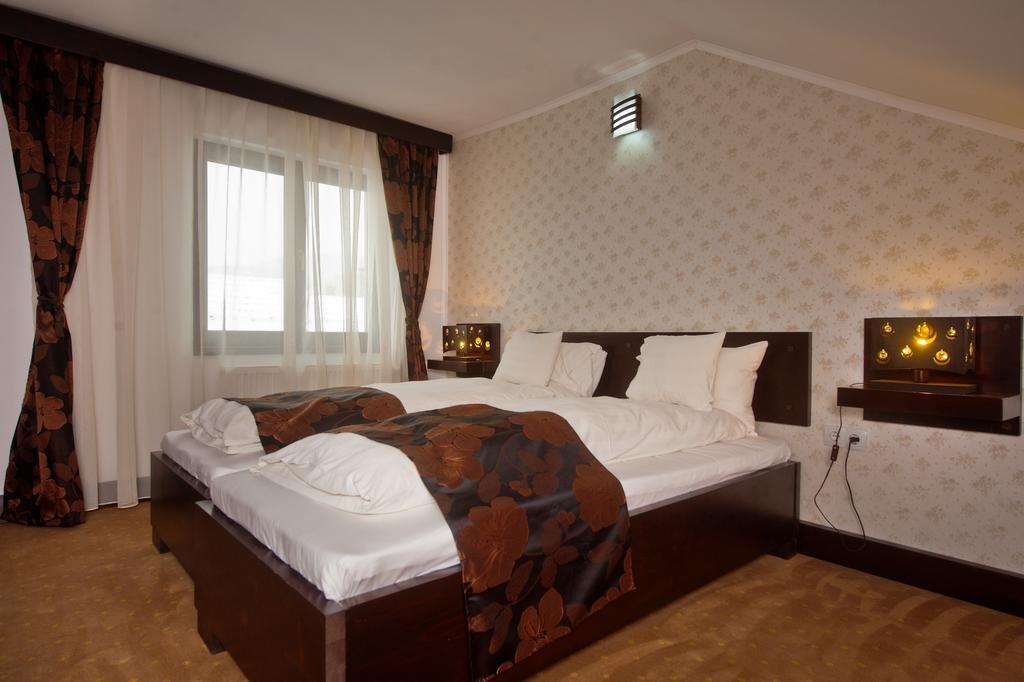 Chic City Rooms 锡吉什瓦拉 客房 照片